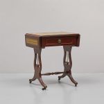 467004 Lamp table